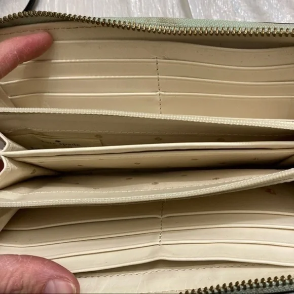 Kate spade green perforate eyelet lace leather zipper clutch wallet